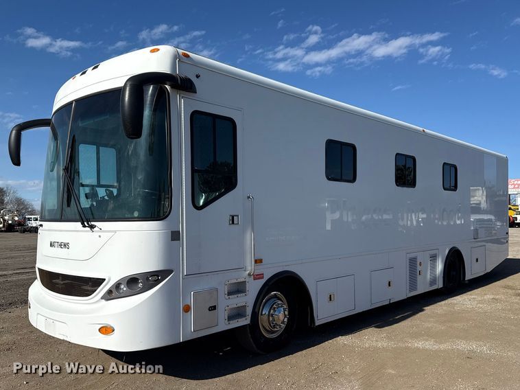 2014 Thomas Built MVP blood donation bus