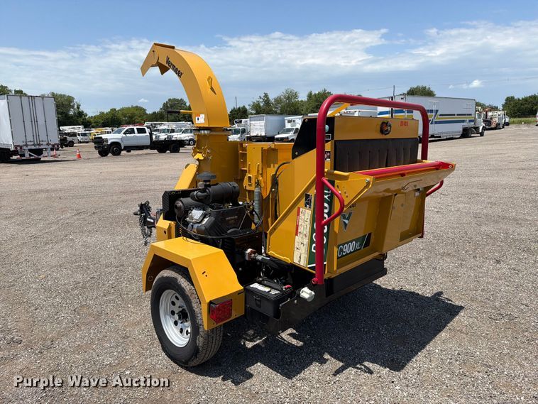image for item EG9300 2022 Vermeer BC900XL wood chipper