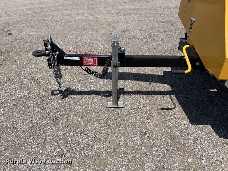 image for item EG9300 2022 Vermeer BC900XL wood chipper