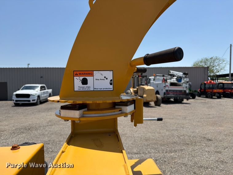image for item EG9300 2022 Vermeer BC900XL wood chipper