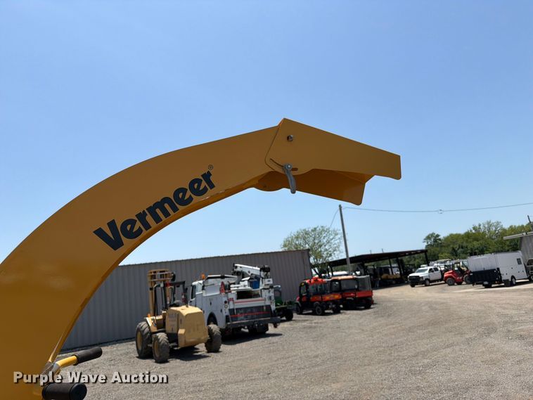 image for item EG9300 2022 Vermeer BC900XL wood chipper
