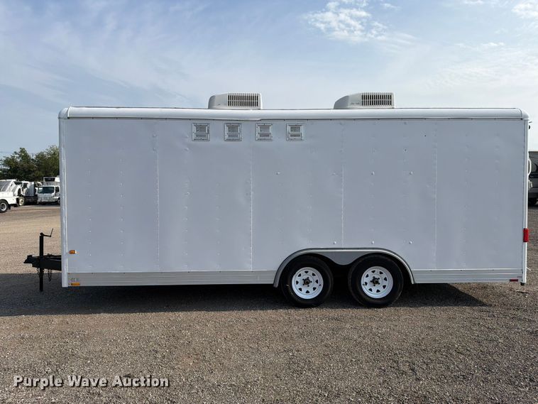 image for item EG9336 2005 Wells Cargo EW2022W enclosed cargo trailer