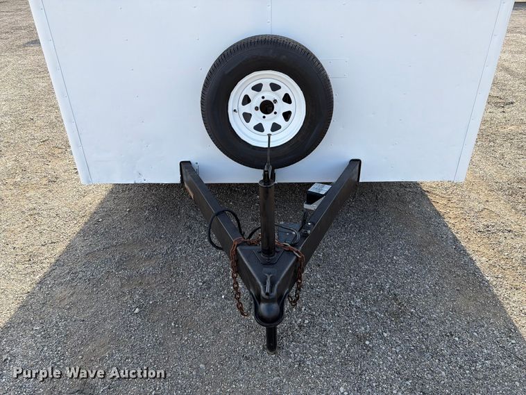 image for item EG9336 2005 Wells Cargo EW2022W enclosed cargo trailer
