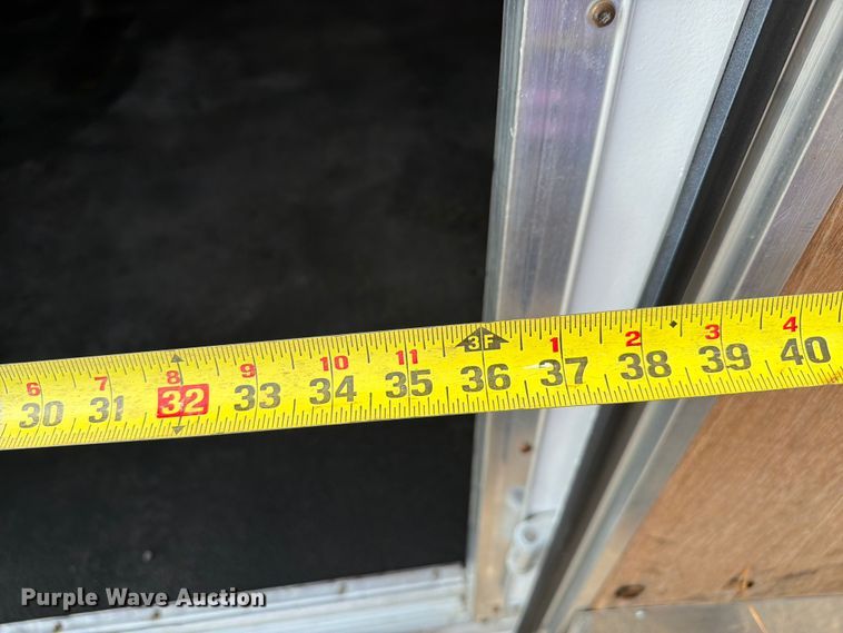 image for item EG9336 2005 Wells Cargo EW2022W enclosed cargo trailer