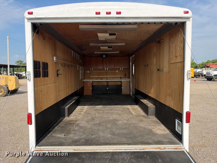 image for item EG9336 2005 Wells Cargo EW2022W enclosed cargo trailer