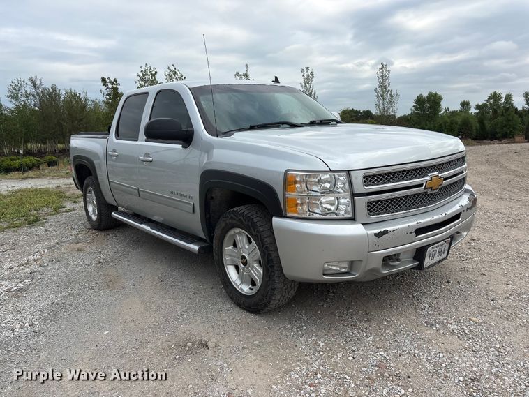 image for item EI5923 2012 Chevrolet Silverado 1500 Crew Cab pickup truck
