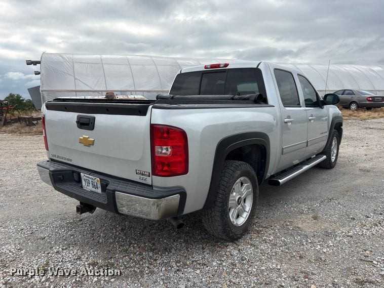 image for item EI5923 2012 Chevrolet Silverado 1500 Crew Cab pickup truck