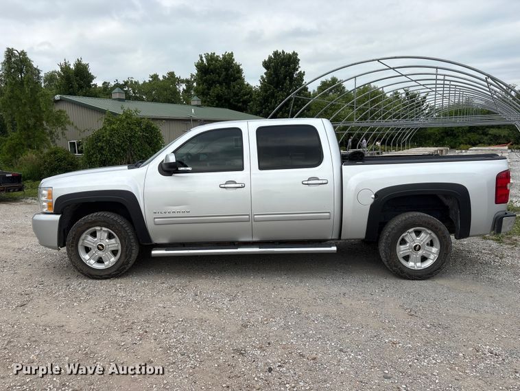 image for item EI5923 2012 Chevrolet Silverado 1500 Crew Cab pickup truck