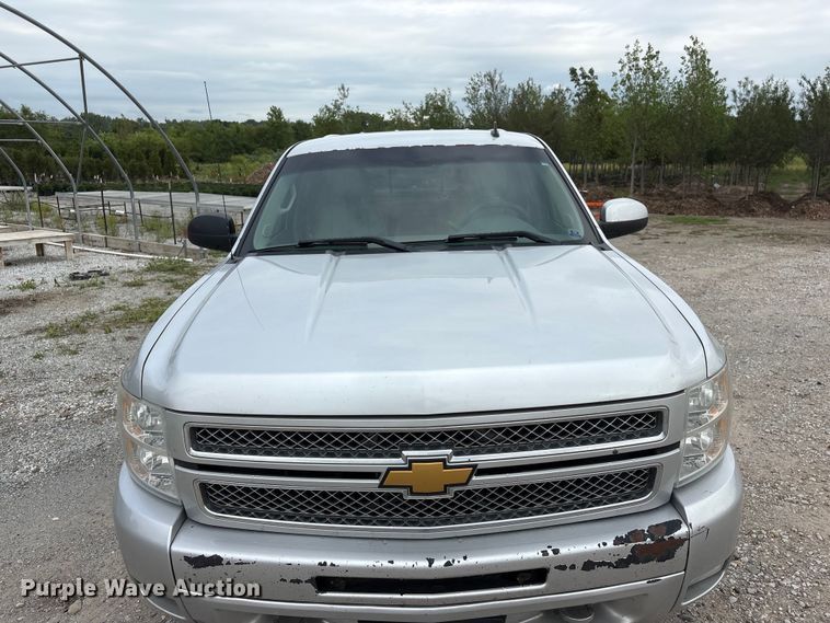 image for item EI5923 2012 Chevrolet Silverado 1500 Crew Cab pickup truck