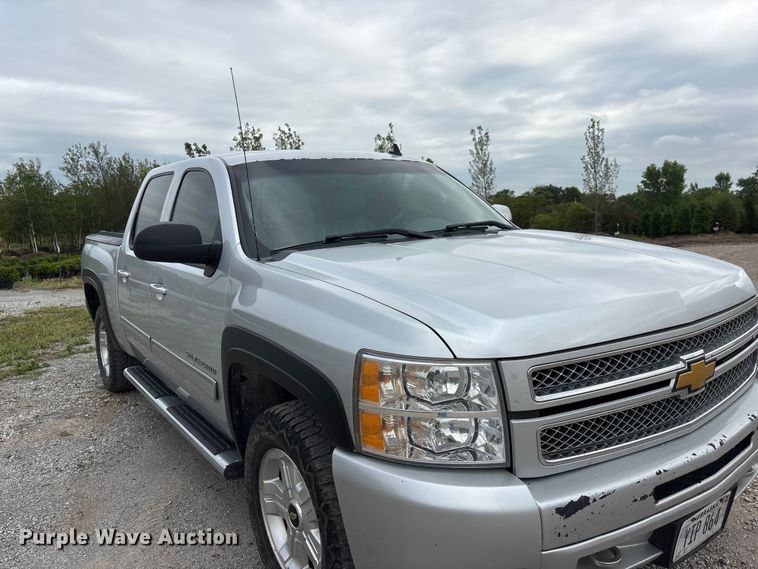image for item EI5923 2012 Chevrolet Silverado 1500 Crew Cab pickup truck
