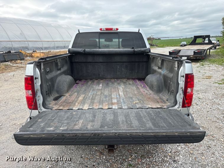image for item EI5923 2012 Chevrolet Silverado 1500 Crew Cab pickup truck