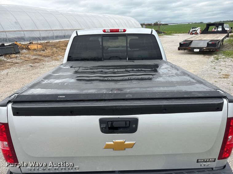 image for item EI5923 2012 Chevrolet Silverado 1500 Crew Cab pickup truck