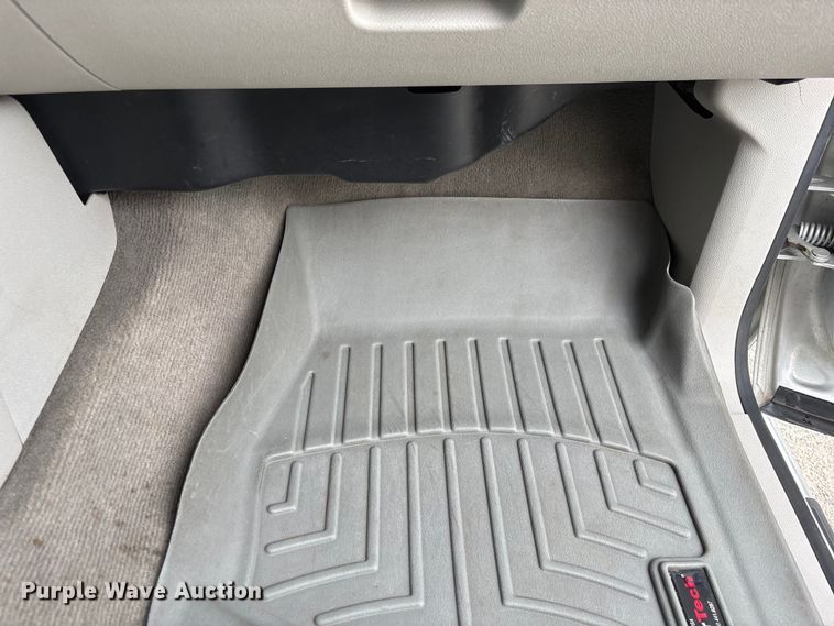 image for item EI5923 2012 Chevrolet Silverado 1500 Crew Cab pickup truck