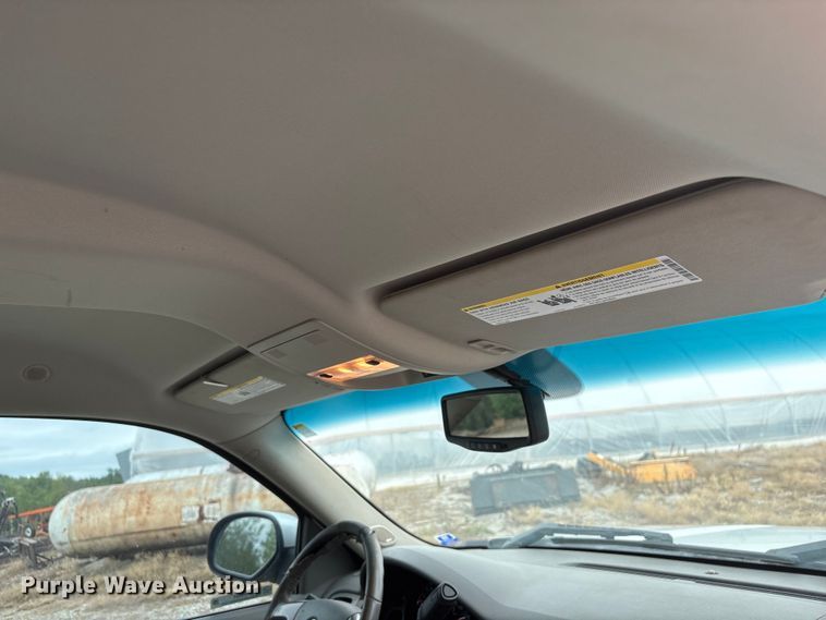 image for item EI5923 2012 Chevrolet Silverado 1500 Crew Cab pickup truck