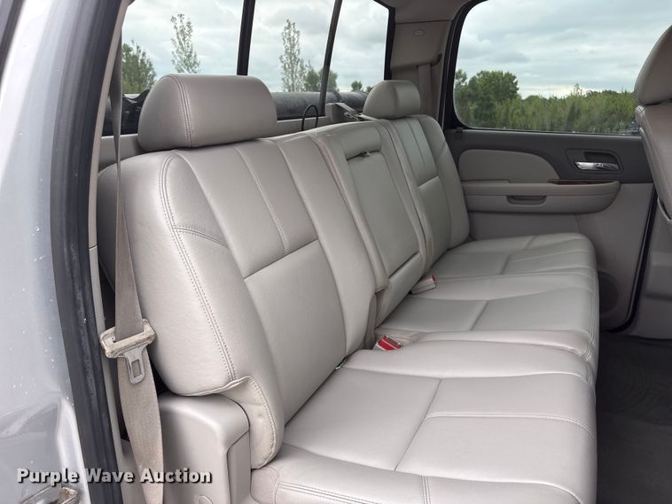 image for item EI5923 2012 Chevrolet Silverado 1500 Crew Cab pickup truck