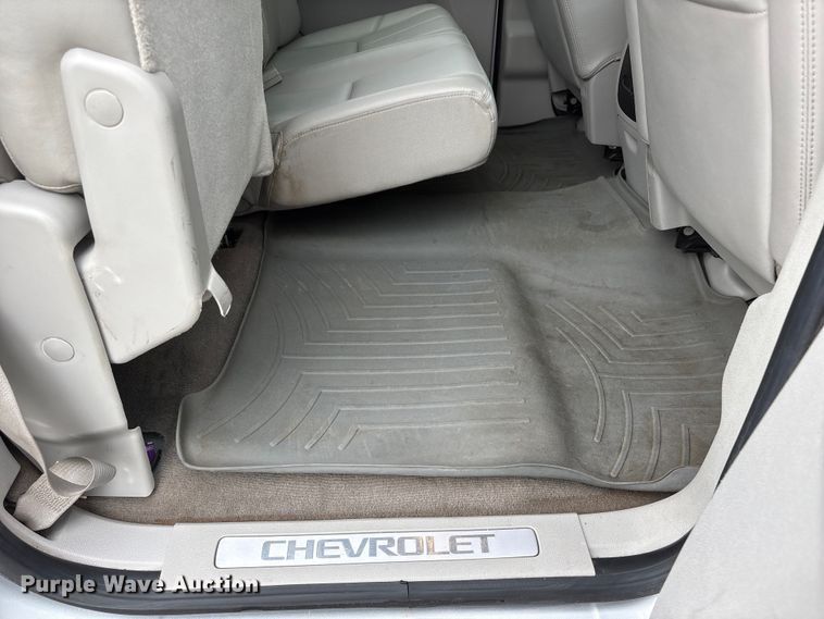 image for item EI5923 2012 Chevrolet Silverado 1500 Crew Cab pickup truck