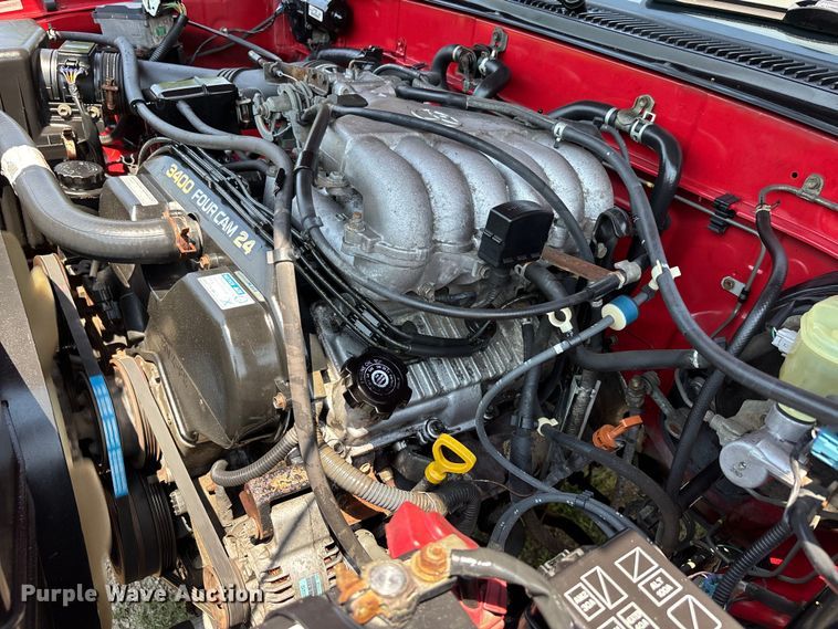 image for item EJ7802 1998 Toyota T100 Ext. Cab pickup truck