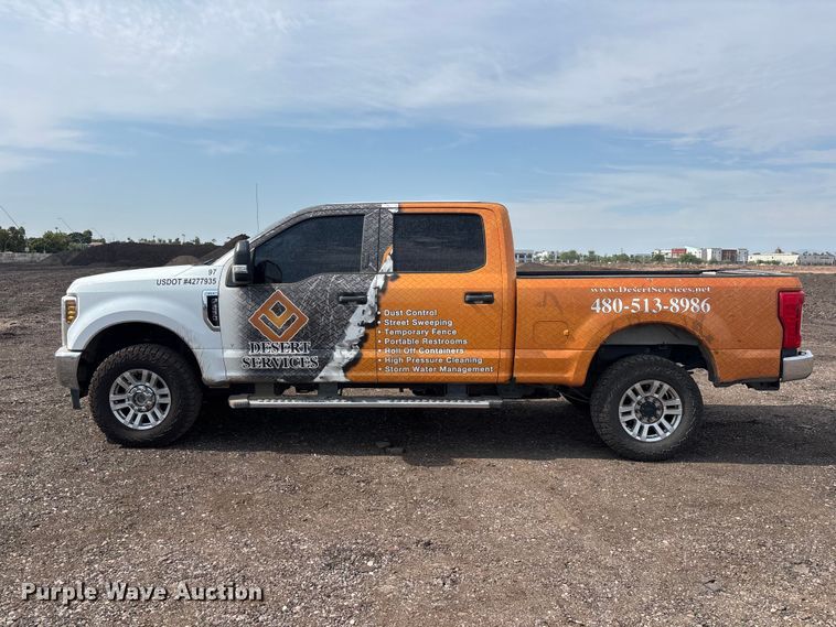 image for item EL2602 2019 Ford F250 Super Duty Crew Cab pickup truck