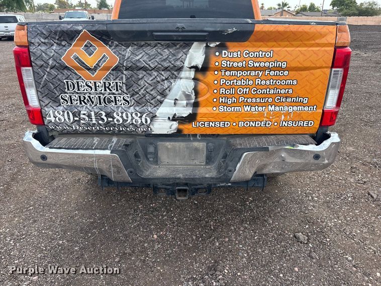 image for item EL2602 2019 Ford F250 Super Duty Crew Cab pickup truck