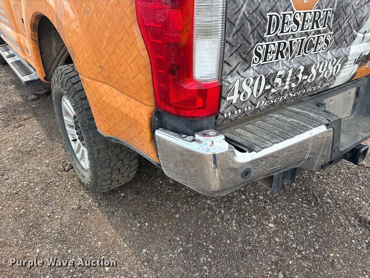 image for item EL2602 2019 Ford F250 Super Duty Crew Cab pickup truck