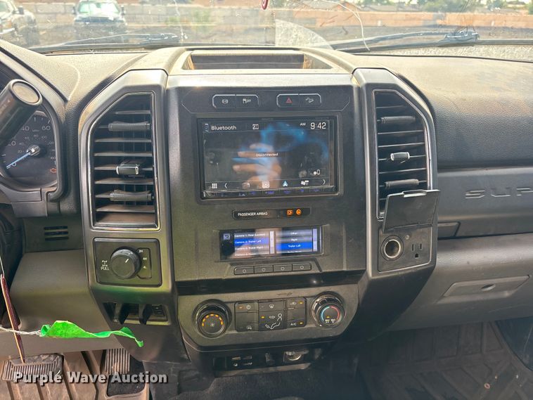 image for item EL2602 2019 Ford F250 Super Duty Crew Cab pickup truck
