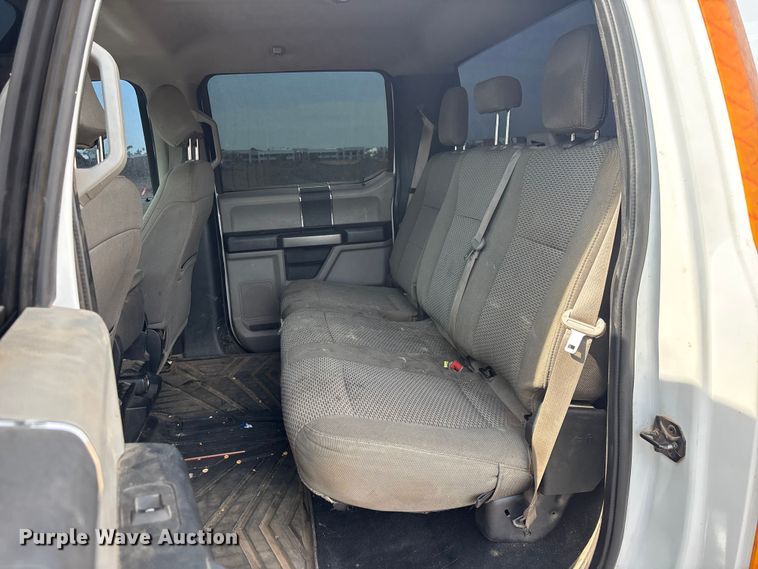 image for item EL2602 2019 Ford F250 Super Duty Crew Cab pickup truck
