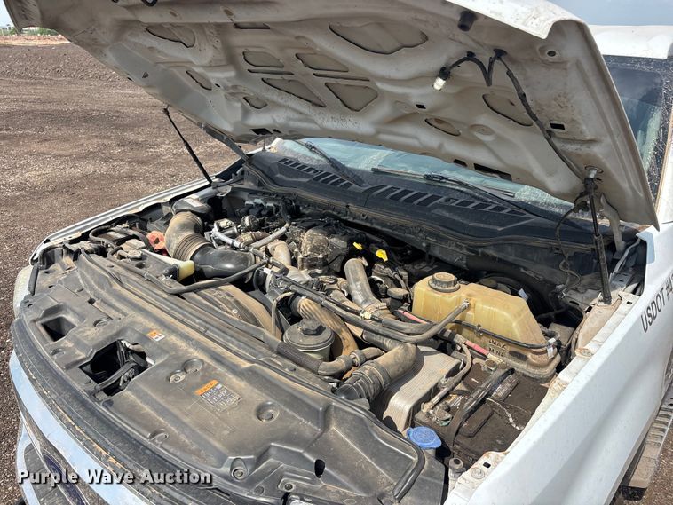image for item EL2602 2019 Ford F250 Super Duty Crew Cab pickup truck