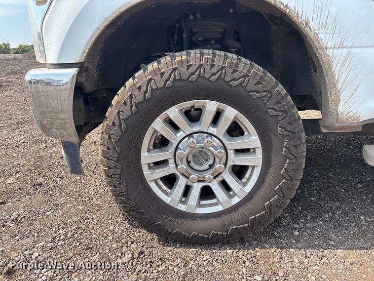 image for item EL2602 2019 Ford F250 Super Duty Crew Cab pickup truck