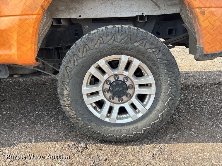 image for item EL2602 2019 Ford F250 Super Duty Crew Cab pickup truck