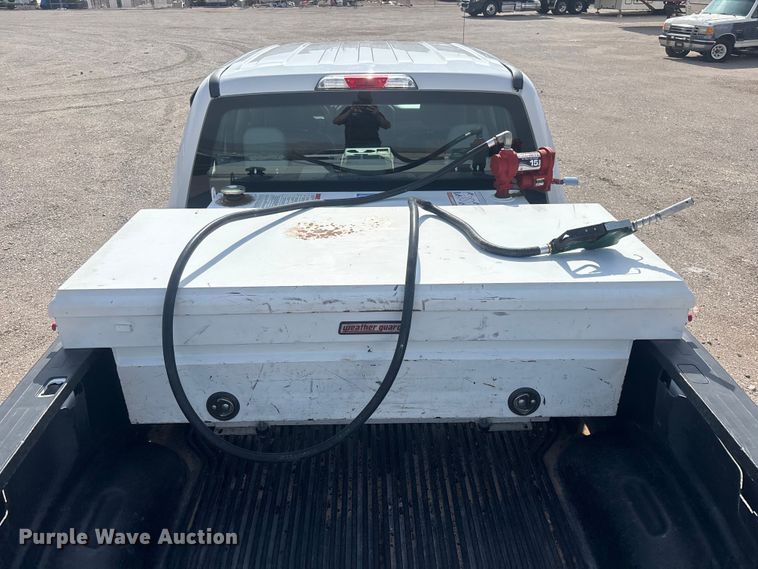 image for item EL2603 2019 Ford F350 Super Duty Crew Cab pickup truck