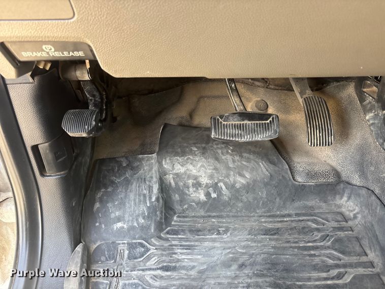 image for item EL2603 2019 Ford F350 Super Duty Crew Cab pickup truck