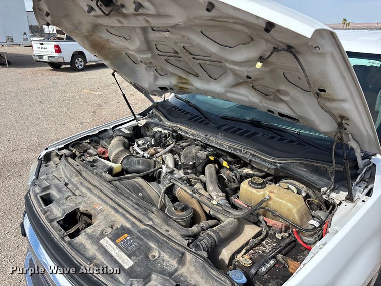 image for item EL2603 2019 Ford F350 Super Duty Crew Cab pickup truck