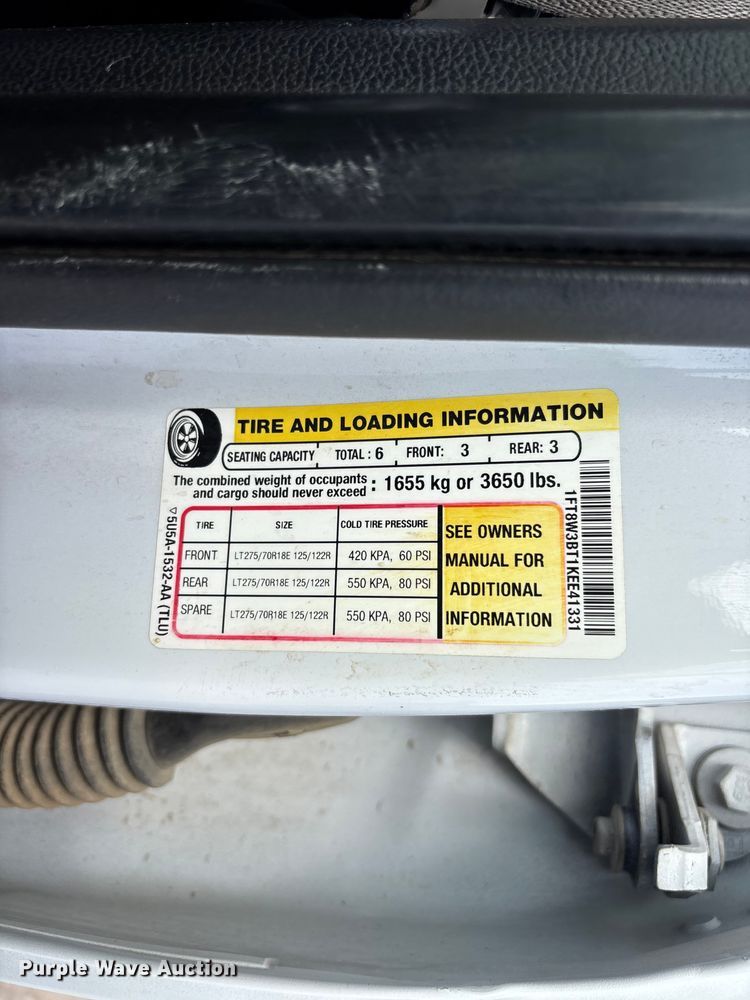 image for item EL2603 2019 Ford F350 Super Duty Crew Cab pickup truck