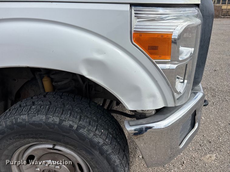 image for item EL2604 2012 Ford F250 Super Duty flatbed pickup truck