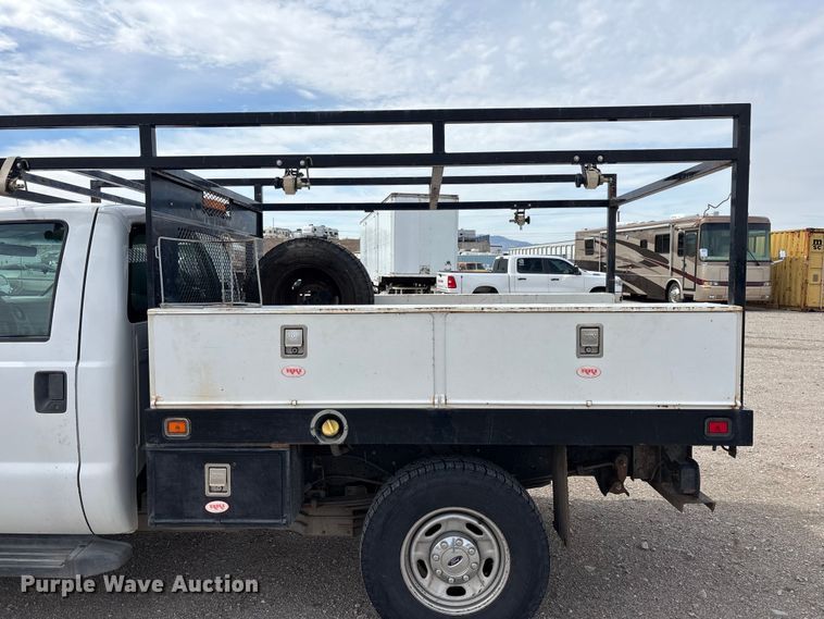 image for item EL2604 2012 Ford F250 Super Duty flatbed pickup truck