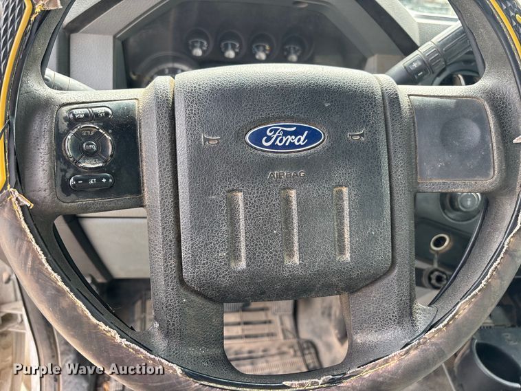 image for item EL2604 2012 Ford F250 Super Duty flatbed pickup truck