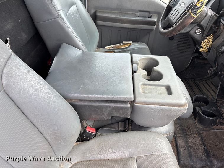 image for item EL2604 2012 Ford F250 Super Duty flatbed pickup truck