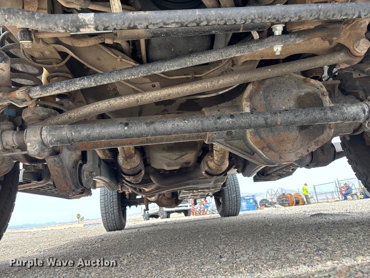 image for item EL2604 2012 Ford F250 Super Duty flatbed pickup truck