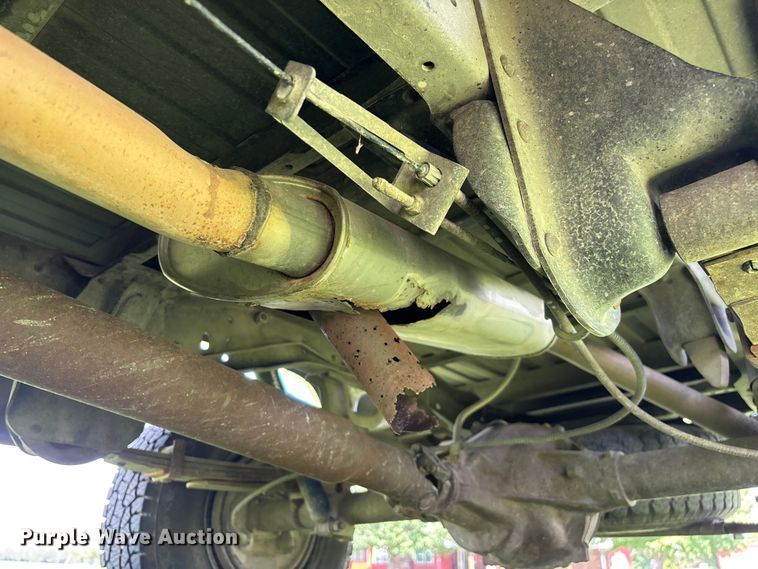 image for item EO4404 1986 Chevrolet Silverado K10 pickup truck