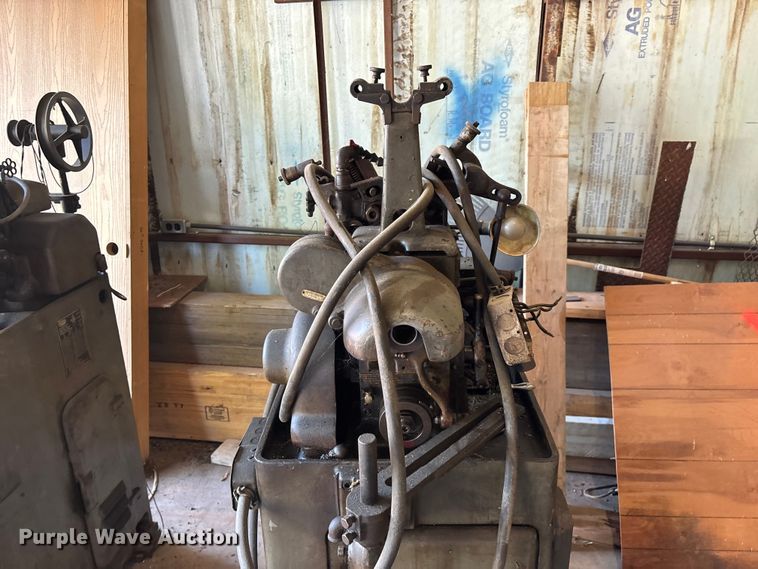 image for item EO4462 (2) Traub bolt machines