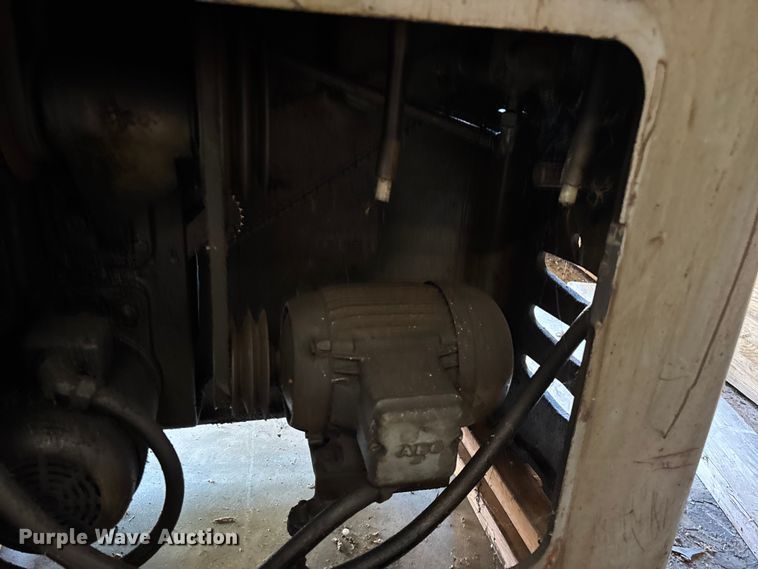 image for item EO4462 (2) Traub bolt machines