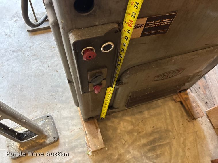 image for item EO4462 (2) Traub bolt machines