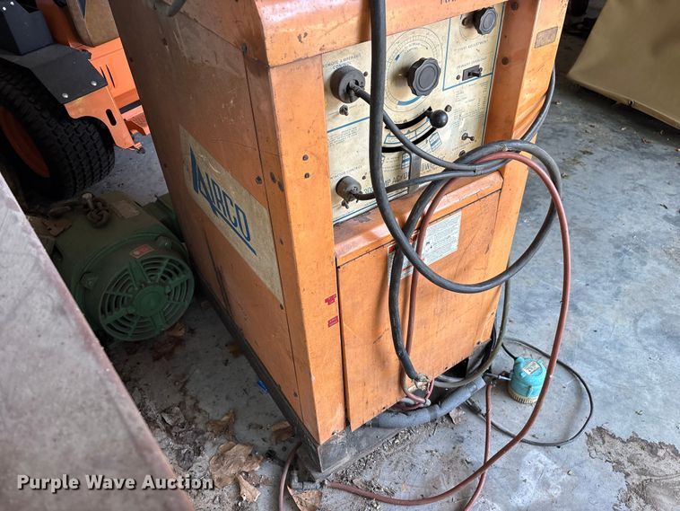 image for item EO4465 Airco 3A/DDR-224HPA/B-D welder