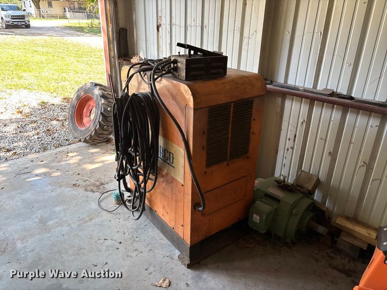 image for item EO4465 Airco 3A/DDR-224HPA/B-D welder