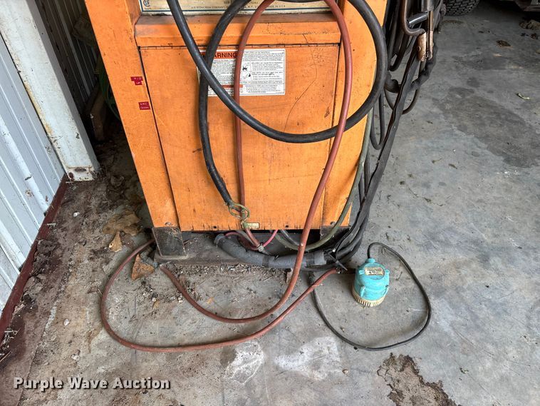 image for item EO4465 Airco 3A/DDR-224HPA/B-D welder