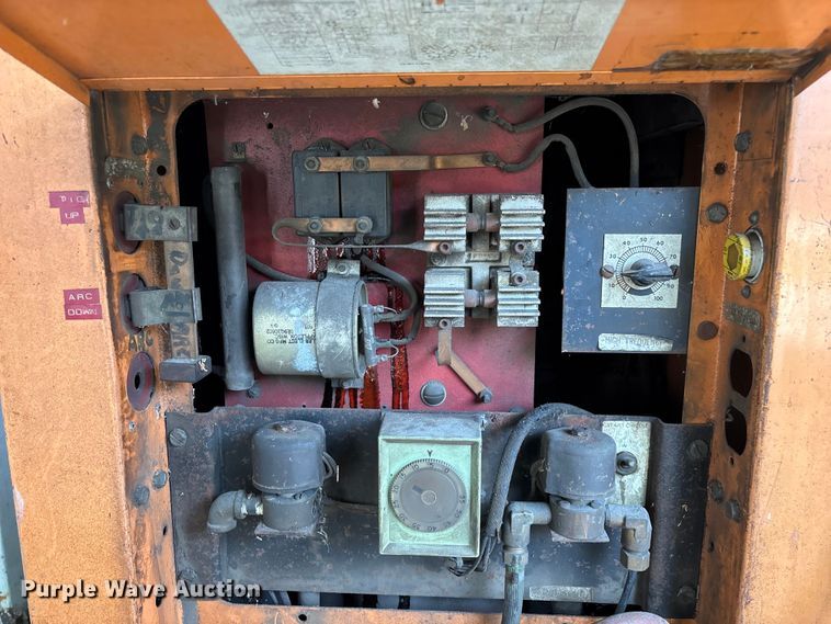 image for item EO4465 Airco 3A/DDR-224HPA/B-D welder