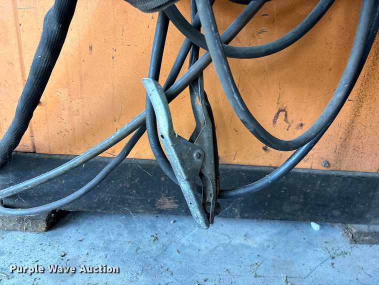 image for item EO4465 Airco 3A/DDR-224HPA/B-D welder
