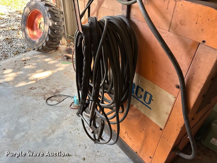 image for item EO4465 Airco 3A/DDR-224HPA/B-D welder