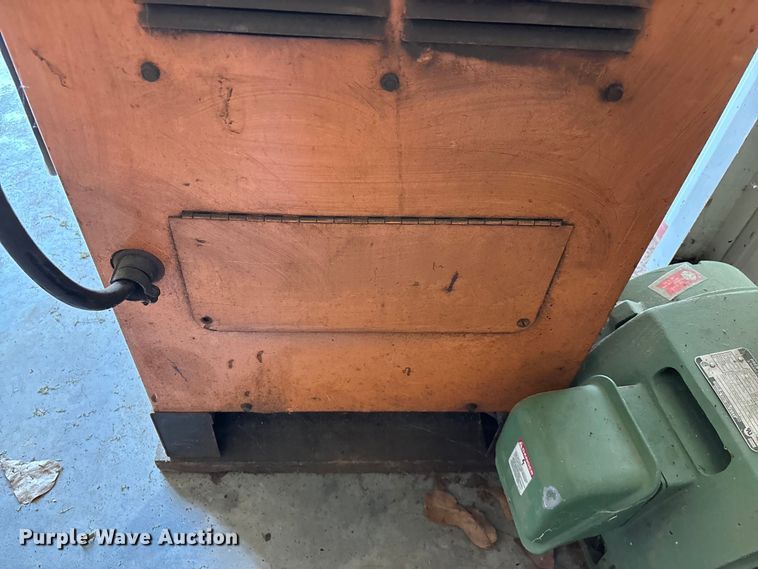 image for item EO4465 Airco 3A/DDR-224HPA/B-D welder