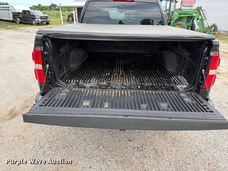 image for item EO8682 2014 GMC Sierra 1500 SLT Crew Cab pickup truck